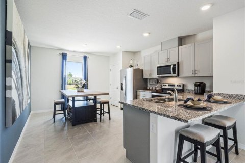 Townhouse in Edgewater, Florida 3 bedrooms, 170.94 sq.m. № 1883576 - photo 17
