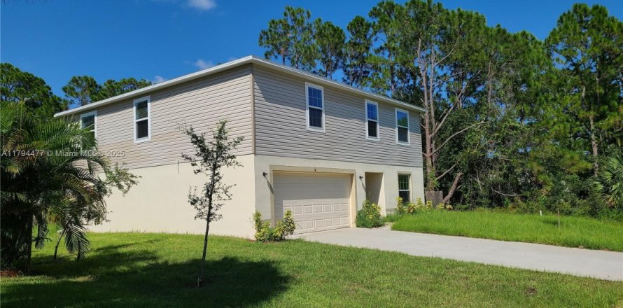 Villa ou maison à Palm Bay, Floride 4 chambres, 247.03 m2 № 1959154