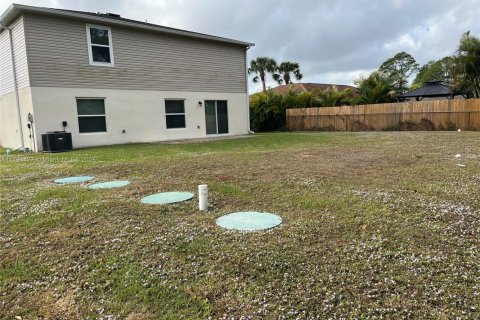 Villa ou maison à vendre à Palm Bay, Floride: 4 chambres, 247.03 m2 № 1959154 - photo 2