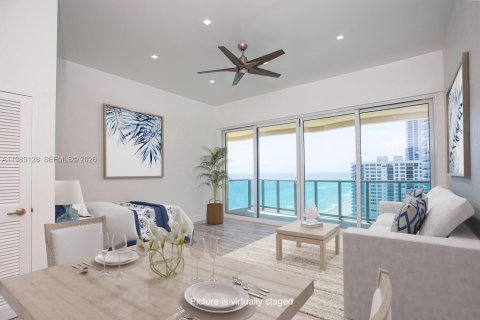 Condo à Hollywood, Floride, 1 chambre  № 2051474