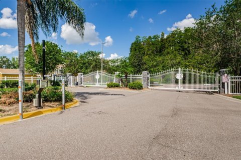 Townhouse in Wesley Chapel, Florida 2 bedrooms, 110 sq.m. № 1803947 - photo 27