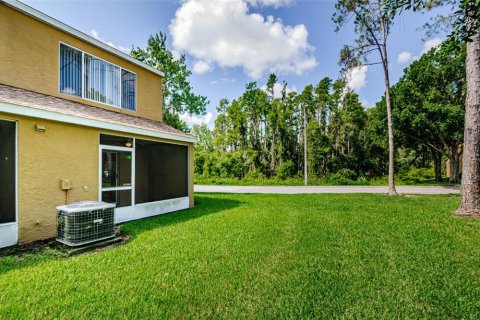 Townhouse in Wesley Chapel, Florida 2 bedrooms, 110 sq.m. № 1803947 - photo 24