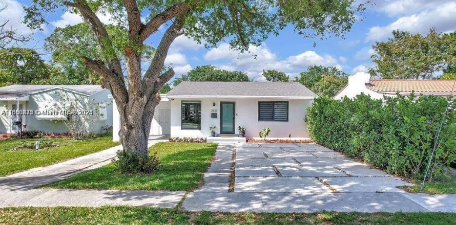 Villa ou maison à Hollywood, Floride 2 chambres, 92.07 m2 № 2037482