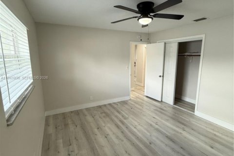 Villa ou maison à louer à North Lauderdale, Floride: 3 chambres, 106.84 m2 № 1999750 - photo 14