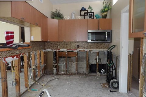 Villa ou maison à vendre à Madeira Beach, Floride: 2 chambres, 110.09 m2 № 1858304 - photo 8