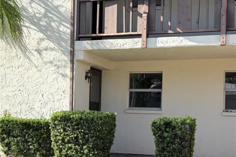 Condo in Port Richey, Florida, 1 bedroom № 2275524