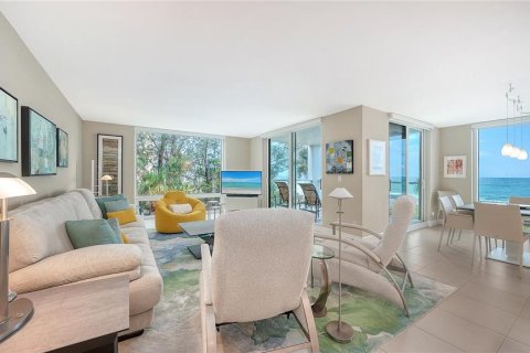 Condo in Longboat Key, Florida, 2 bedrooms № 2291002 - photo 6