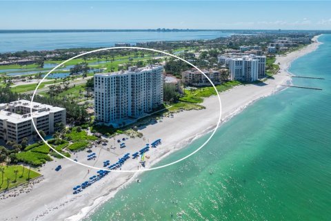 Condo in Longboat Key, Florida, 2 bedrooms № 2291002 - photo 2