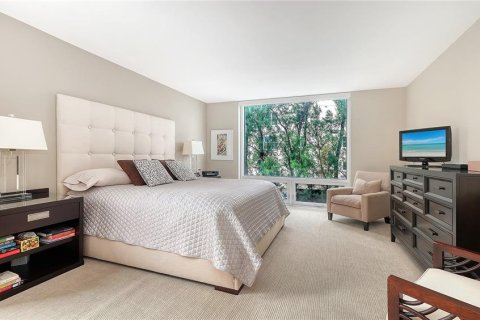Condo in Longboat Key, Florida, 2 bedrooms № 2291002 - photo 21