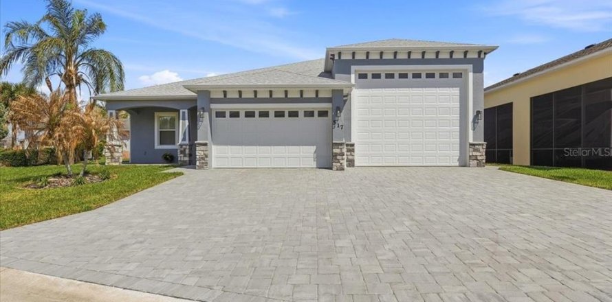 Villa ou maison à Polk City, Floride 3 chambres, 156.82 m2 № 2330651