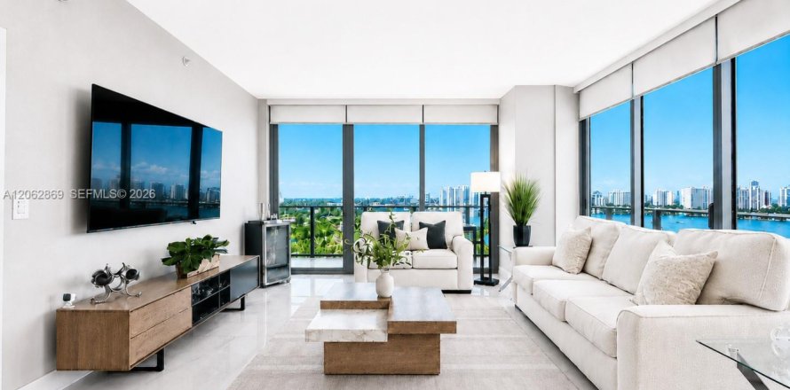 Condo à North Miami Beach, Floride, 3 chambres  № 2249950