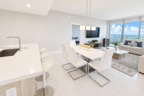 Copropriété à vendre à North Miami Beach, Floride: 3 chambres, 144.65 m2 № 2249950 - photo 10