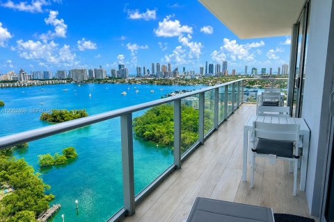 Copropriété à vendre à North Miami Beach, Floride: 3 chambres, 144.65 m2 № 2249950 - photo 2