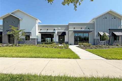 Commercial property in Winter Garden, Florida 678.19 sq.m. № 2219463 - photo 2