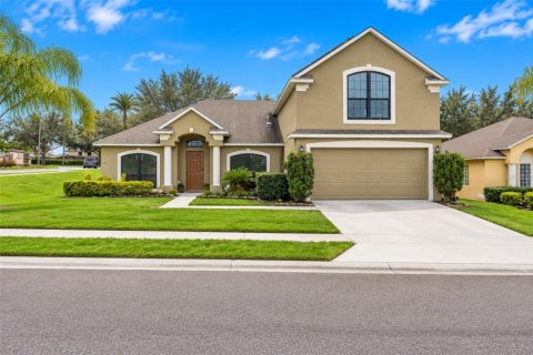 Villa ou maison à Davenport, Floride 4 chambres, 240.52 m2 № 2371714
