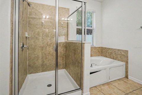 Villa ou maison à vendre à Apopka, Floride: 4 chambres, 185.9 m2 № 2197287 - photo 19