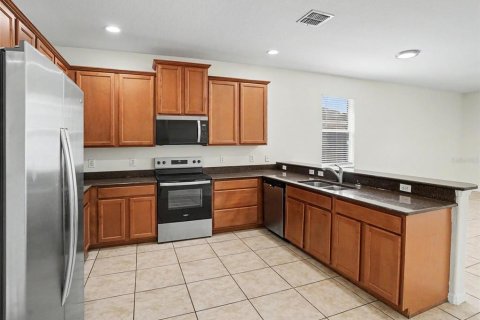 Villa ou maison à vendre à Apopka, Floride: 4 chambres, 185.9 m2 № 2197287 - photo 7