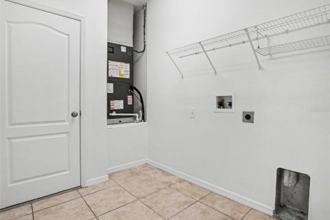 Villa ou maison à vendre à Apopka, Floride: 4 chambres, 185.9 m2 № 2197287 - photo 13