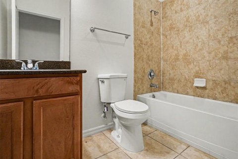 Villa ou maison à vendre à Apopka, Floride: 4 chambres, 185.9 m2 № 2197287 - photo 18