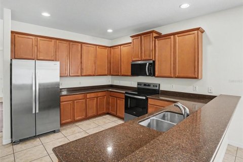 Villa ou maison à vendre à Apopka, Floride: 4 chambres, 185.9 m2 № 2197287 - photo 6