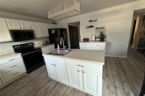 Villa ou maison à vendre à Spring Hill, Floride: 4 chambres, 279.82 m2 № 1544227 - photo 10