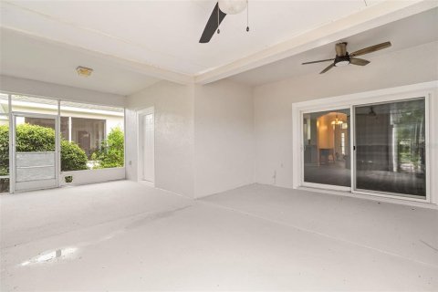 House in Saint Cloud, Florida 3 bedrooms, 169.55 sq.m. № 1784654 - photo 23