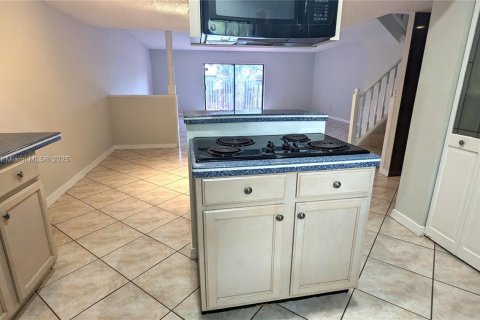 Townhouse in Plantation, Florida 3 bedrooms, 165.37 sq.m. № 1893219 - photo 5