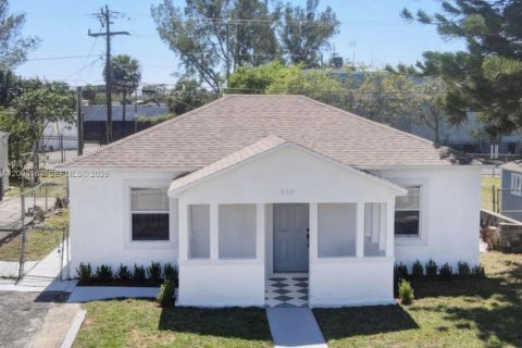 Villa ou maison à West Palm Beach, Floride 3 chambres № 2386940