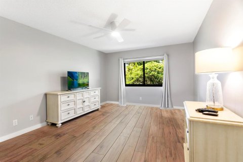 Condo in Jupiter, Florida, 3 bedrooms  № 2082124 - photo 22