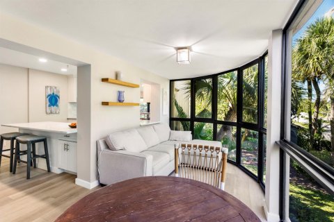 Condo in Jupiter, Florida, 3 bedrooms  № 2082124 - photo 11
