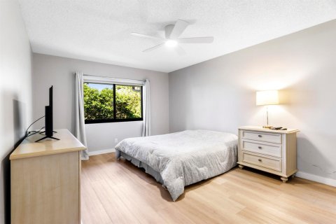 Condo in Jupiter, Florida, 3 bedrooms  № 2082124 - photo 19