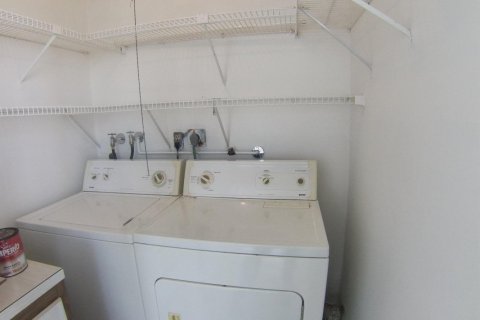 Condominio en alquiler en Delray Beach, Florida, 2 dormitorios, 84.26 m2 № 1128839 - foto 1