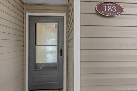 Condo in Crystal River, Florida, 2 bedrooms № 2377545 - photo 8