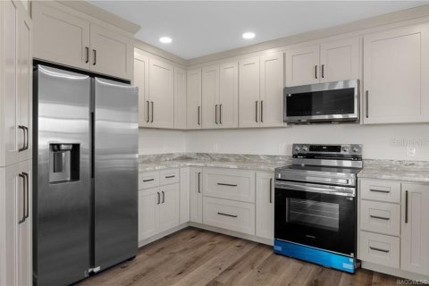 Condo in Crystal River, Florida, 2 bedrooms № 2377545 - photo 22