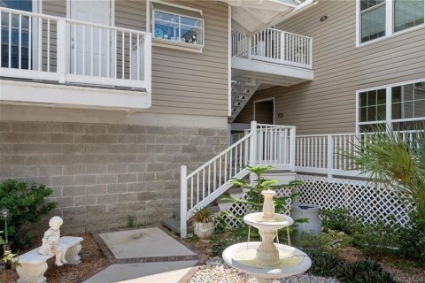 Condo in Crystal River, Florida, 2 bedrooms № 2377545 - photo 6