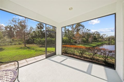House in Sarasota, Florida 3 bedrooms, 192.31 sq.m. № 1556636 - photo 4