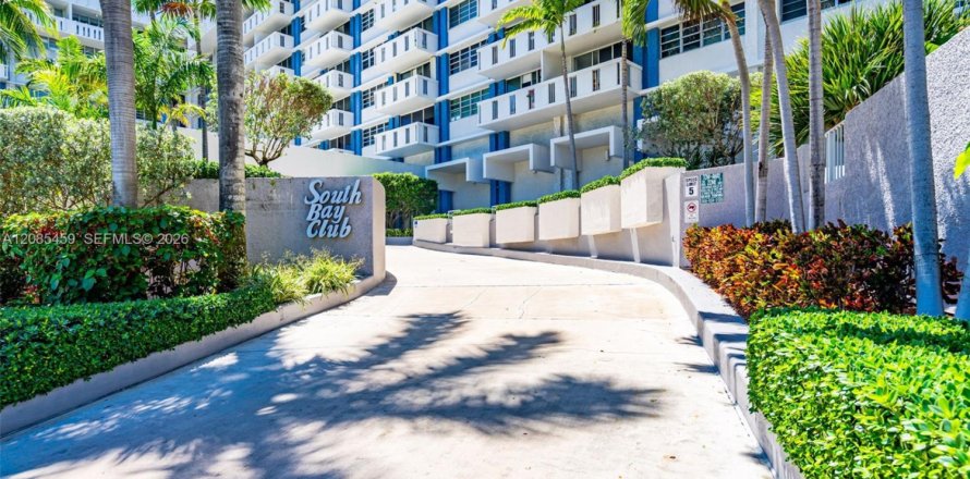 Condo à Miami Beach, Floride, 1 chambre  № 2360121