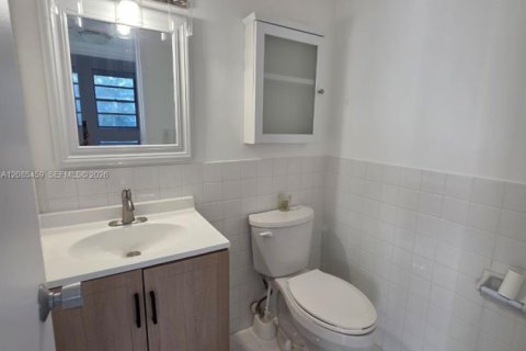 Copropriété à louer à Miami Beach, Floride: 1 chambre, 85.47 m2 № 2360121 - photo 8