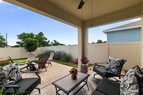 House in Haines City, Florida 3 bedrooms, 160.26 sq.m. № 2132048 - photo 28