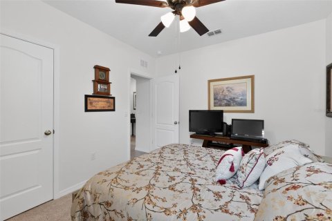 House in Haines City, Florida 3 bedrooms, 160.26 sq.m. № 2132048 - photo 24