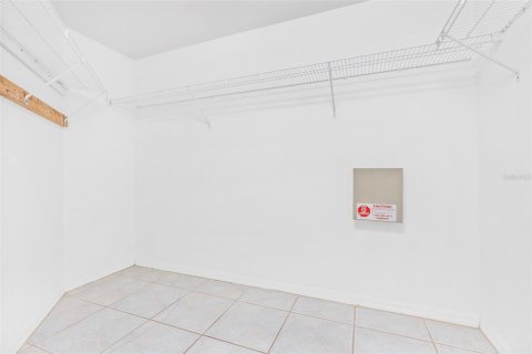 Casa en venta en Tampa, Florida, 4 dormitorios, 196.21 m2 № 1910037 - foto 6