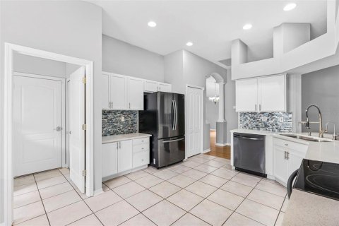 Casa en venta en Tampa, Florida, 4 dormitorios, 196.21 m2 № 1910037 - foto 18