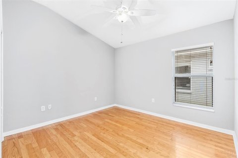 Casa en venta en Tampa, Florida, 4 dormitorios, 196.21 m2 № 1910037 - foto 5