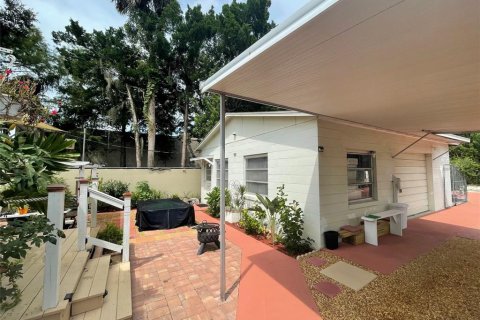 Villa ou maison à vendre à New Smyrna Beach, Floride: 2 chambres, 81.29 m2 № 836131 - photo 17
