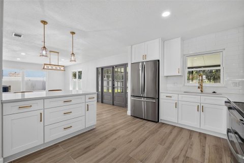 Casa en venta en Winter Garden, Florida, 4 dormitorios, 182.09 m2 № 2396494 - foto 4