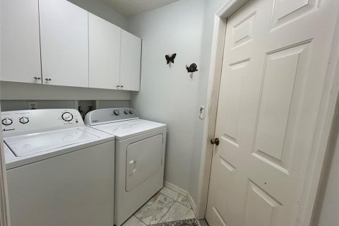 Townhouse in Oldsmar, Florida 3 bedrooms, 134.89 sq.m. № 1915496 - photo 7