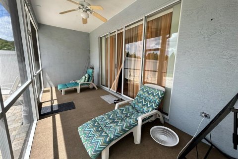 Townhouse in Oldsmar, Florida 3 bedrooms, 134.89 sq.m. № 1915496 - photo 16