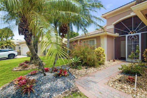 Casa en venta en Lake Worth, Florida, 3 dormitorios, 233 m2 № 2250157 - foto 2