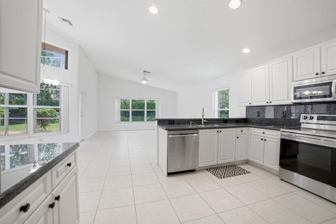 Casa en venta en Lake Worth, Florida, 3 dormitorios, 233 m2 № 2250157 - foto 6