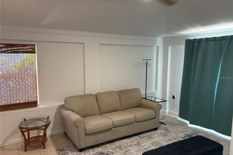 House in Bradenton, Florida 3 bedrooms, 153.66 sq.m. № 2379373 - photo 8